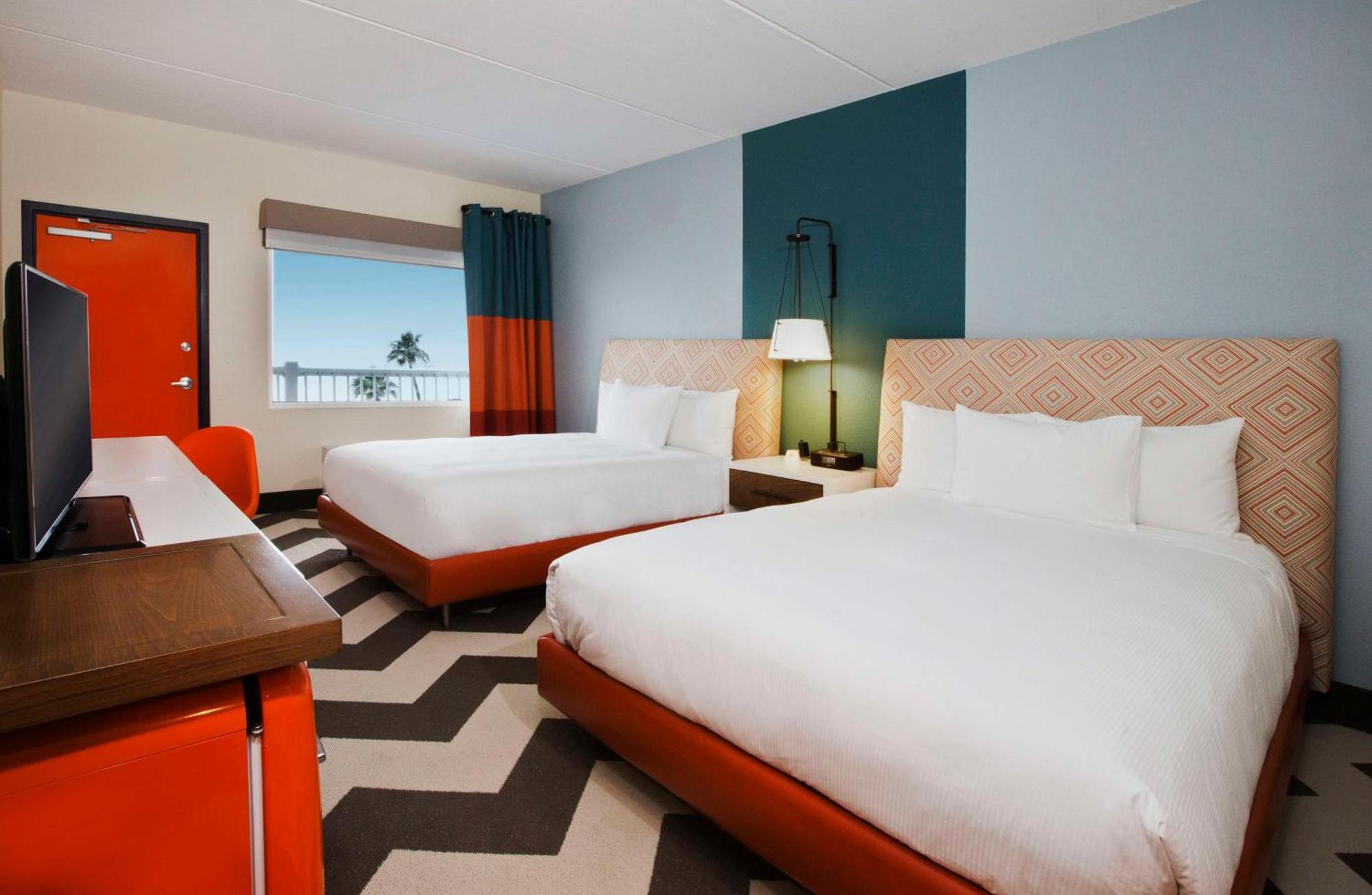 Doubletree By Hilton Galveston Beach Exterior photo
